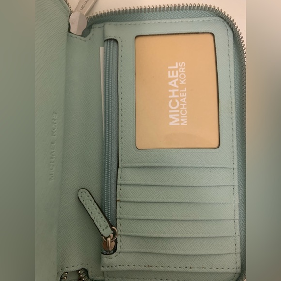 MICHAEL MICHAEL KORS Leather Smartphone Wallet Wristlet -Mint Green-NWT - Picture 13 of 13